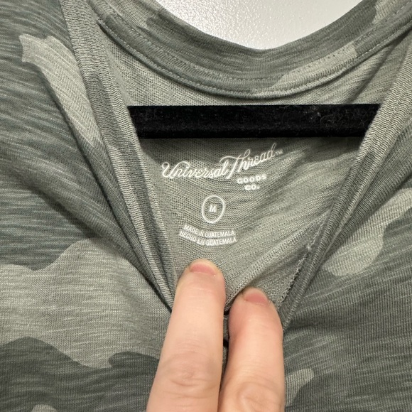 Universal Thread Maroon Top - Picture 4 of 5